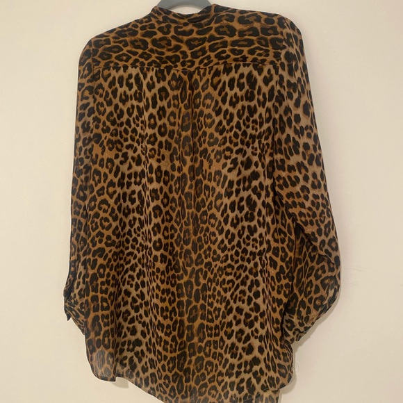 H&M cheetah print button down blouse - Picture 9 of 13
